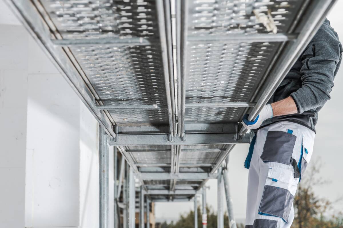 Échafaudages ou nacelles : quelle solution pour les travaux en hauteur dans des zones urbaines ? Illzach